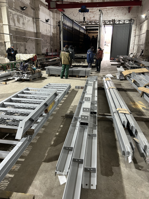 Відвантаження обладнання для лінії збагачення польовошпатової сировини