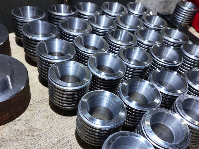 Металообробка та серійне виробництво деталей на ЧПК